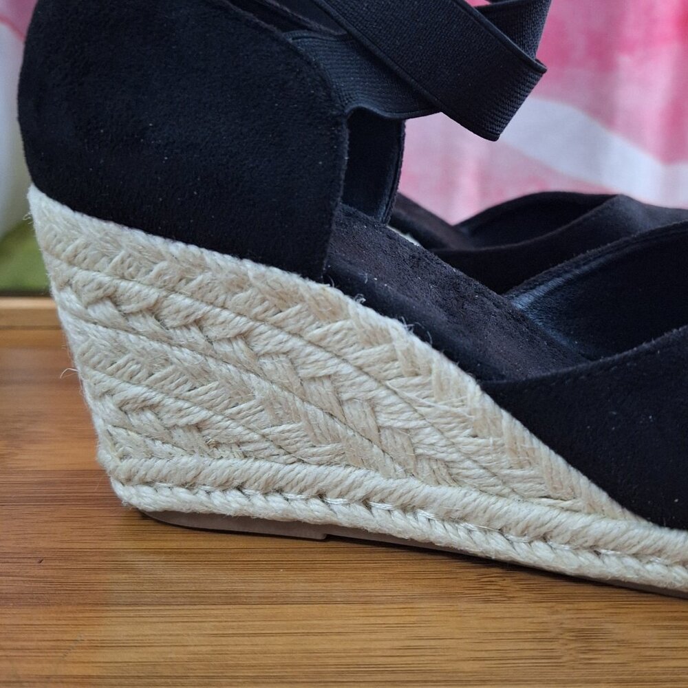 Faux Suede Black Natural Wedge Closed Toe Espadrilles Ankle Straps Size 39 EU - Picture 9 of 15